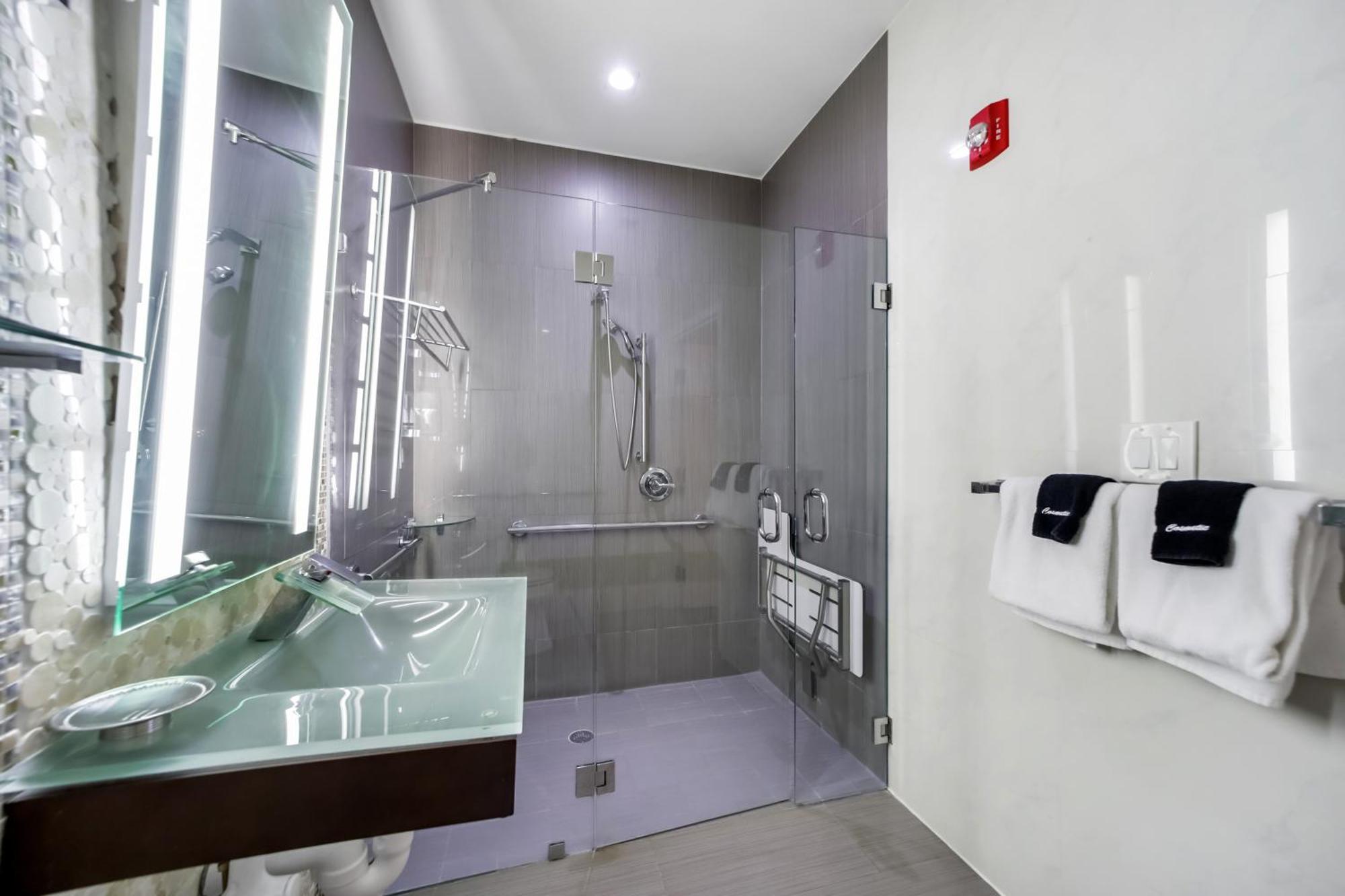 Ithaca Aparthotel Маями Бийч Екстериор снимка