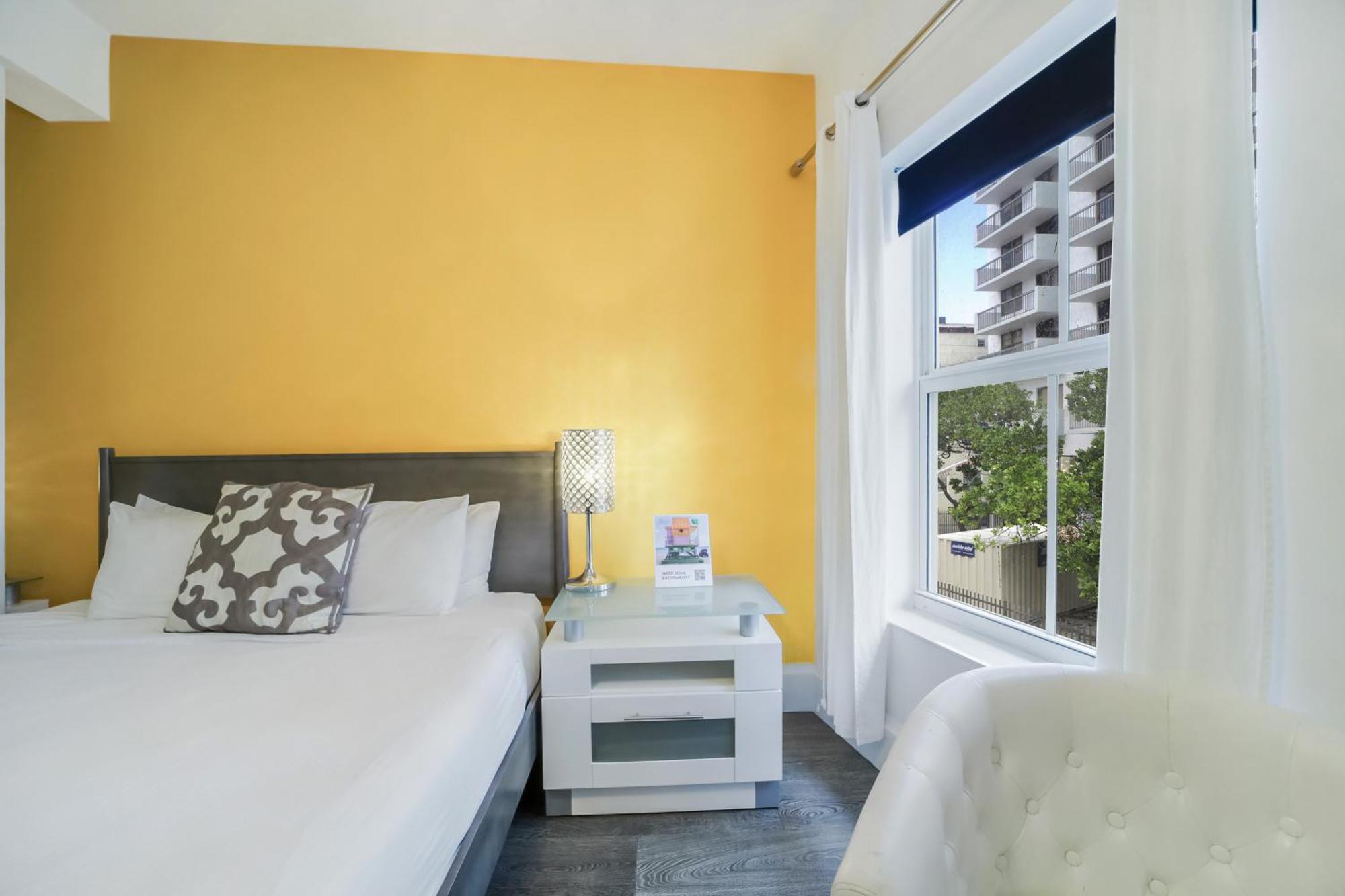 Ithaca Aparthotel Маями Бийч Екстериор снимка
