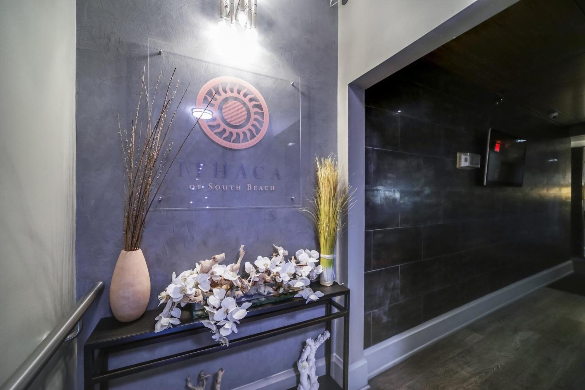 Ithaca Aparthotel Маями Бийч Екстериор снимка